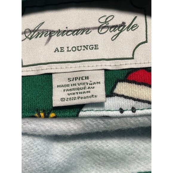 American Eagle Womens Snoopy Holiday Loungewear Cropped Sweatshirt Green Size S - Picture 4 of 6